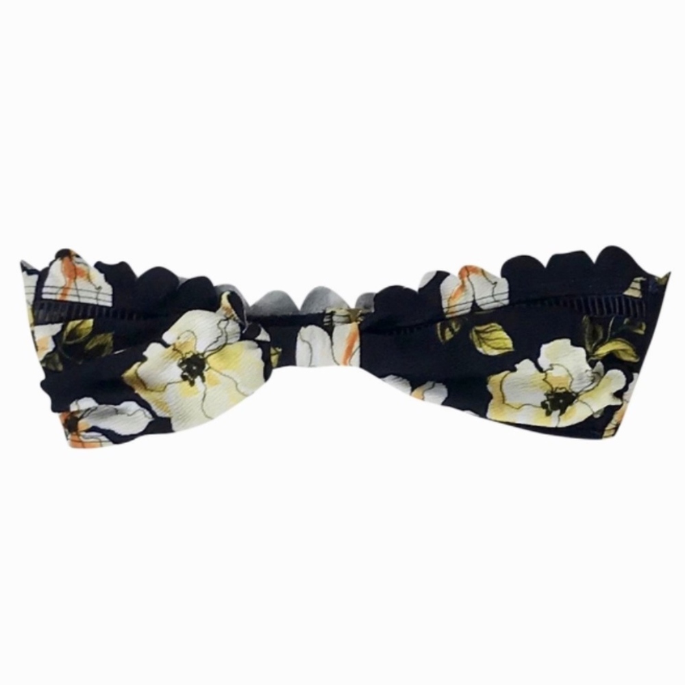 Beach Riot Hailey Top in Navy Floral